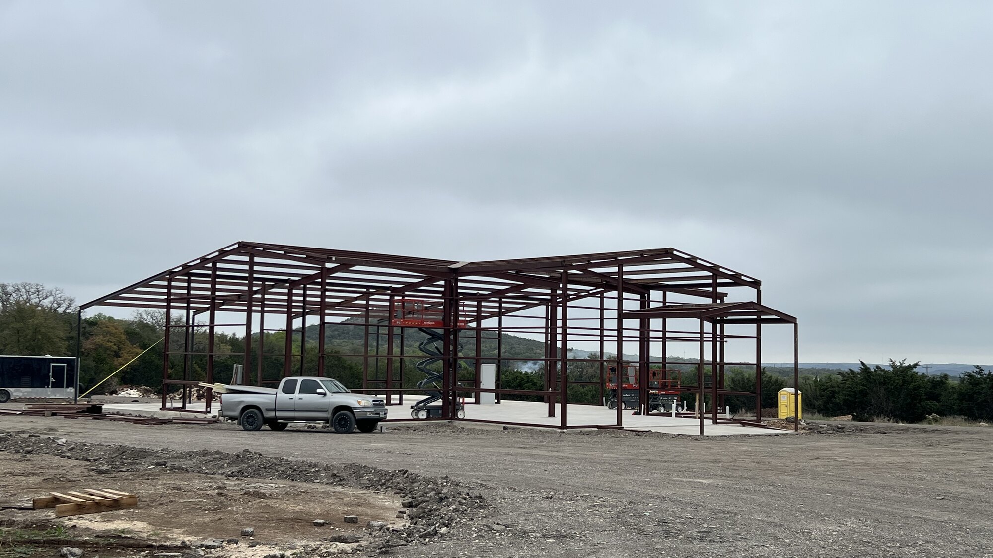 Warehouse and industrial construction